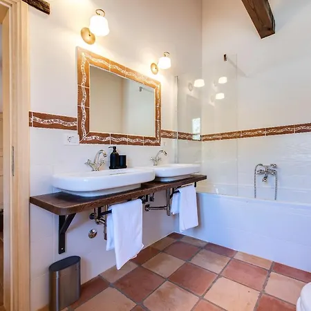 Avalon - Luxury With Pool In The Centre Of Istria Tinjan
