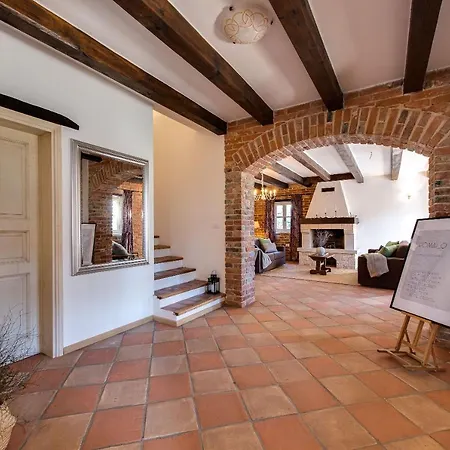 Avalon - Luxury With Pool In The Centre Of Istria Vila *