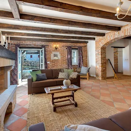 Avalon - Luxury With Pool In The Centre Of Istria * Tinjan