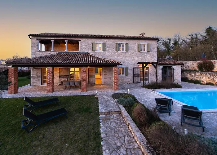 Vila Avalon - Luxury With Pool In The Centre Of Istria Tinjan