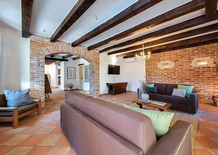 Vila Avalon - Luxury With Pool In The Centre Of Istria